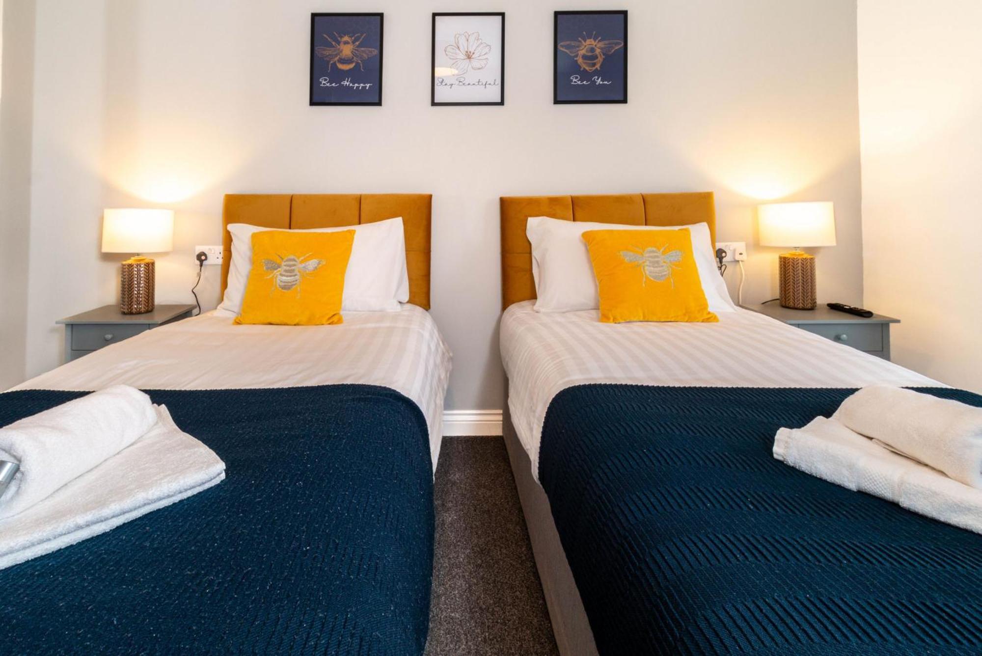 Holiday home Modern 4-bedroom Contractor House: Free Wifi & Short Lets Peterborough