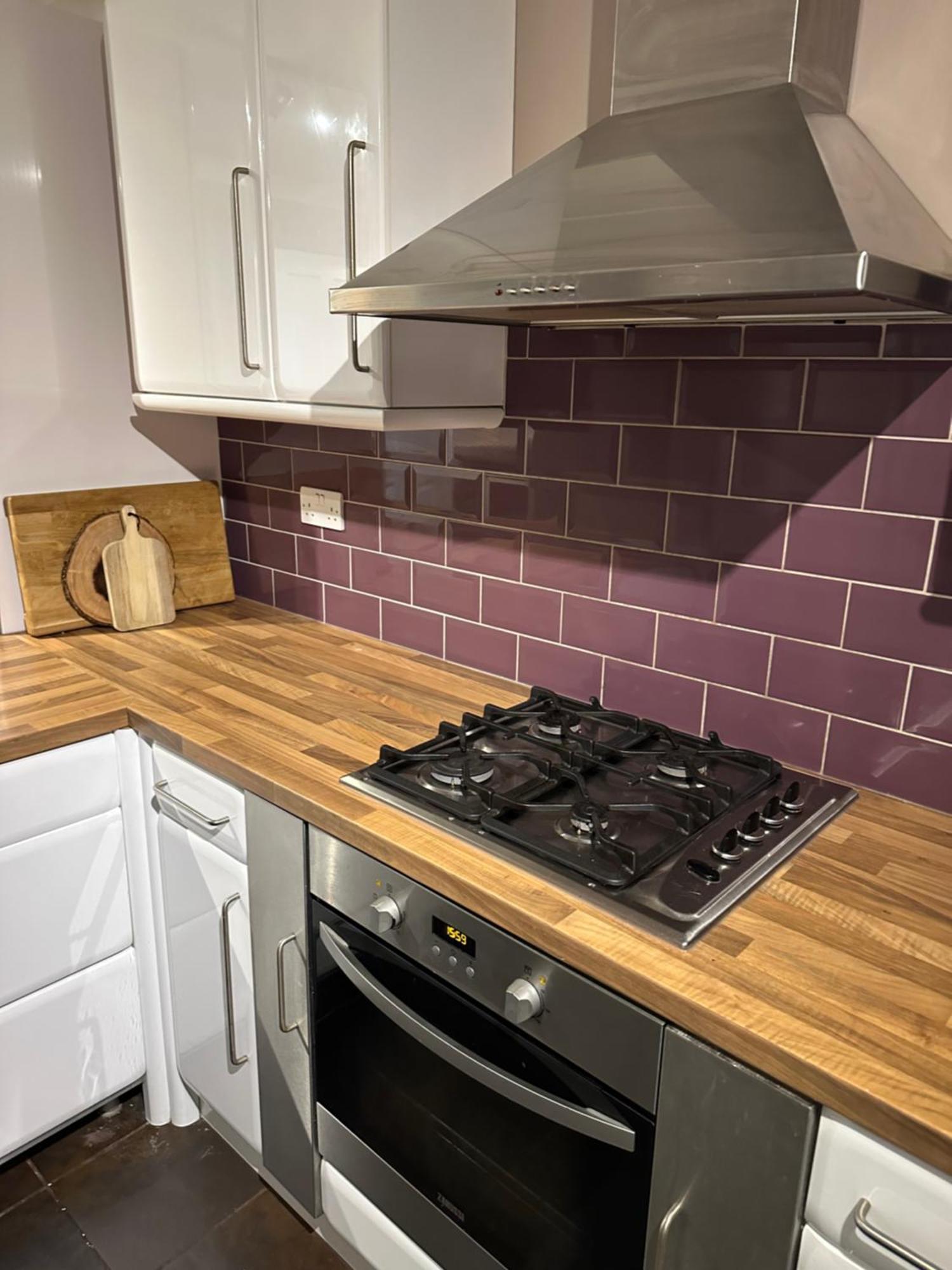 Apartment Cozy Four-Bedroom Home With Hot Tub, Garden - Close To Shops, Restaurants, Hospital And Park Peterborough