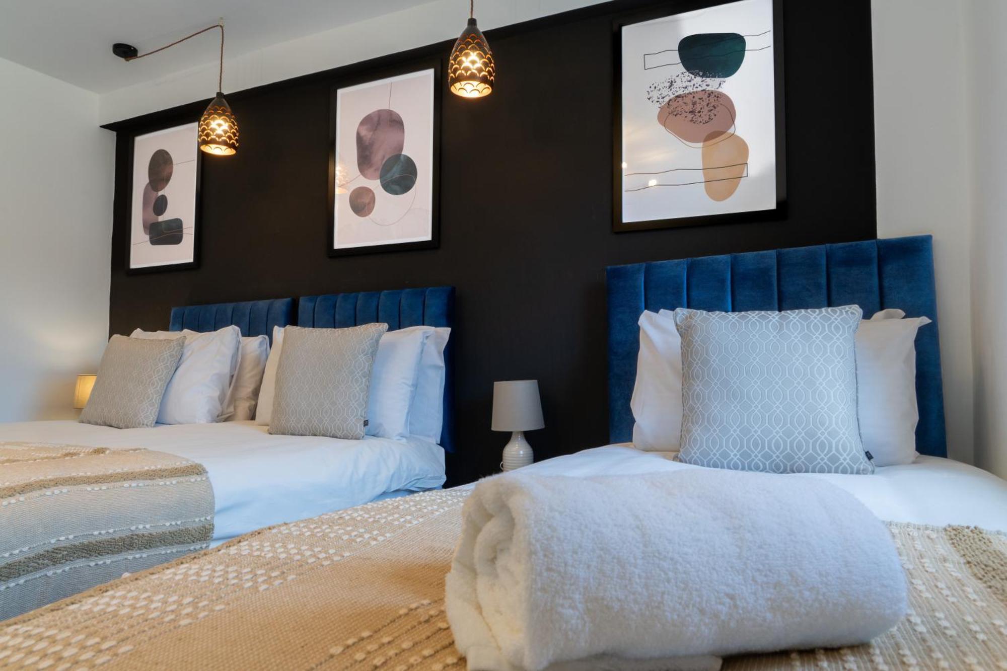 Aparthotel Newark House Premium With Sofa Beds - Wifi - Free Parking - Perfect For Contractors! Peterborough