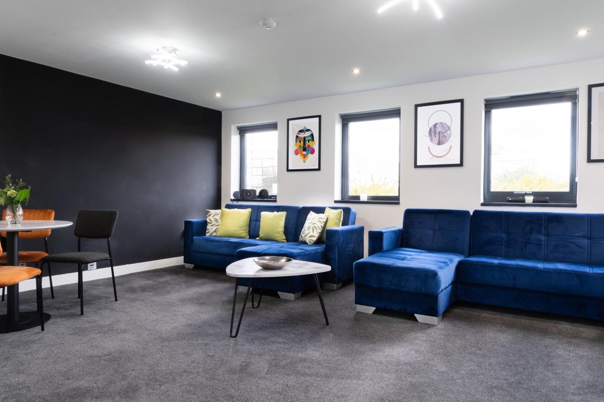 Newark House Premium With Sofa Beds - Wifi - Free Parking - Perfect For Contractors! * Peterborough