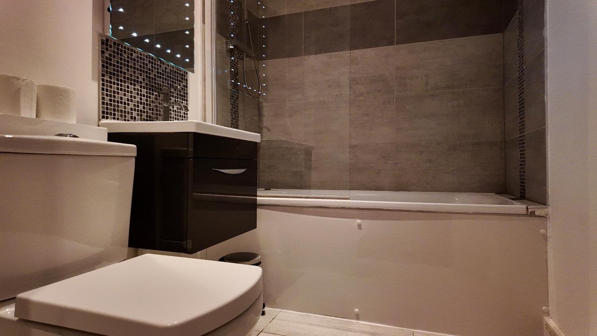 Apartment Center 1 Bed Flat *