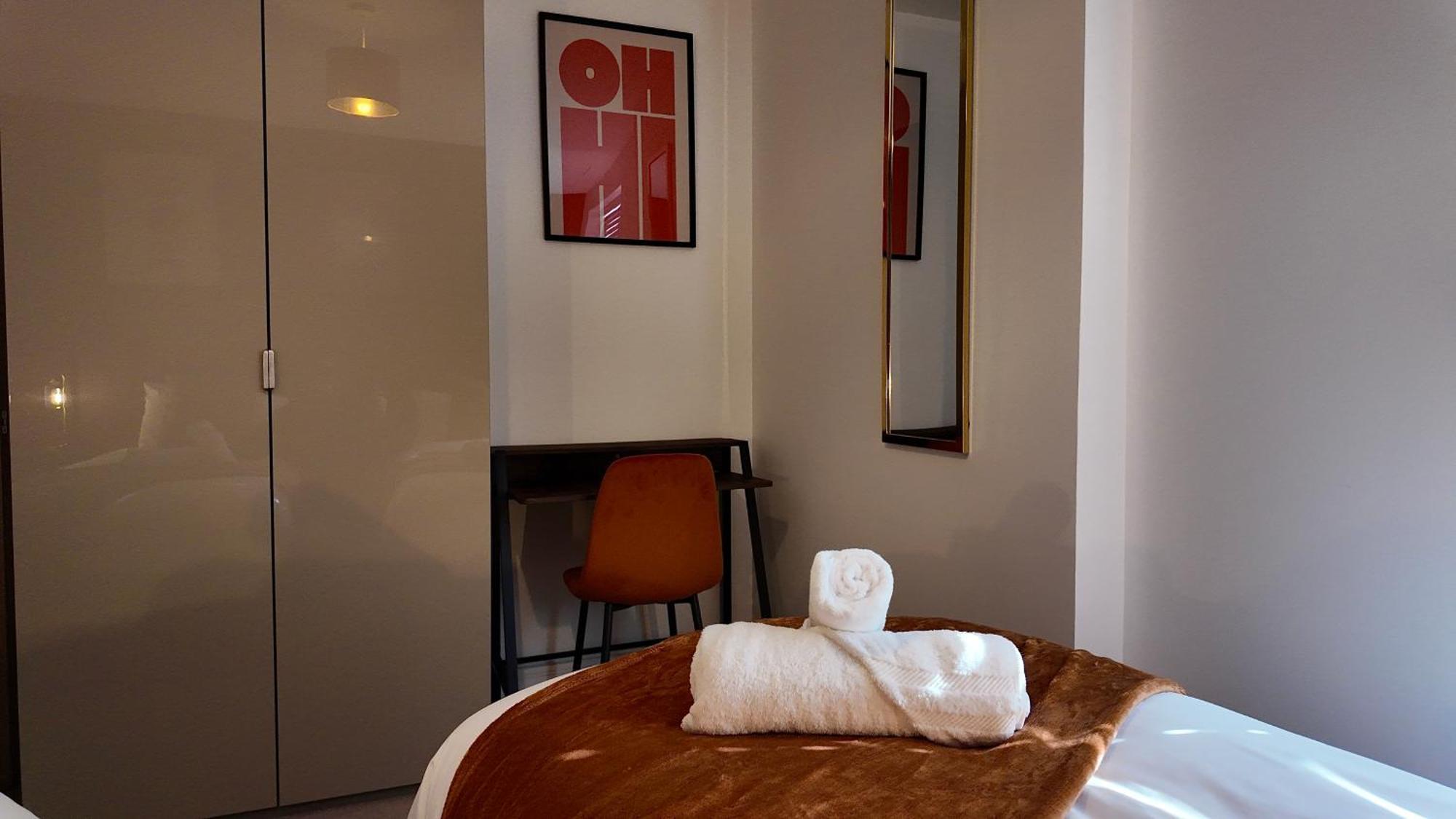 Center 1 Bed Flat Apartment *