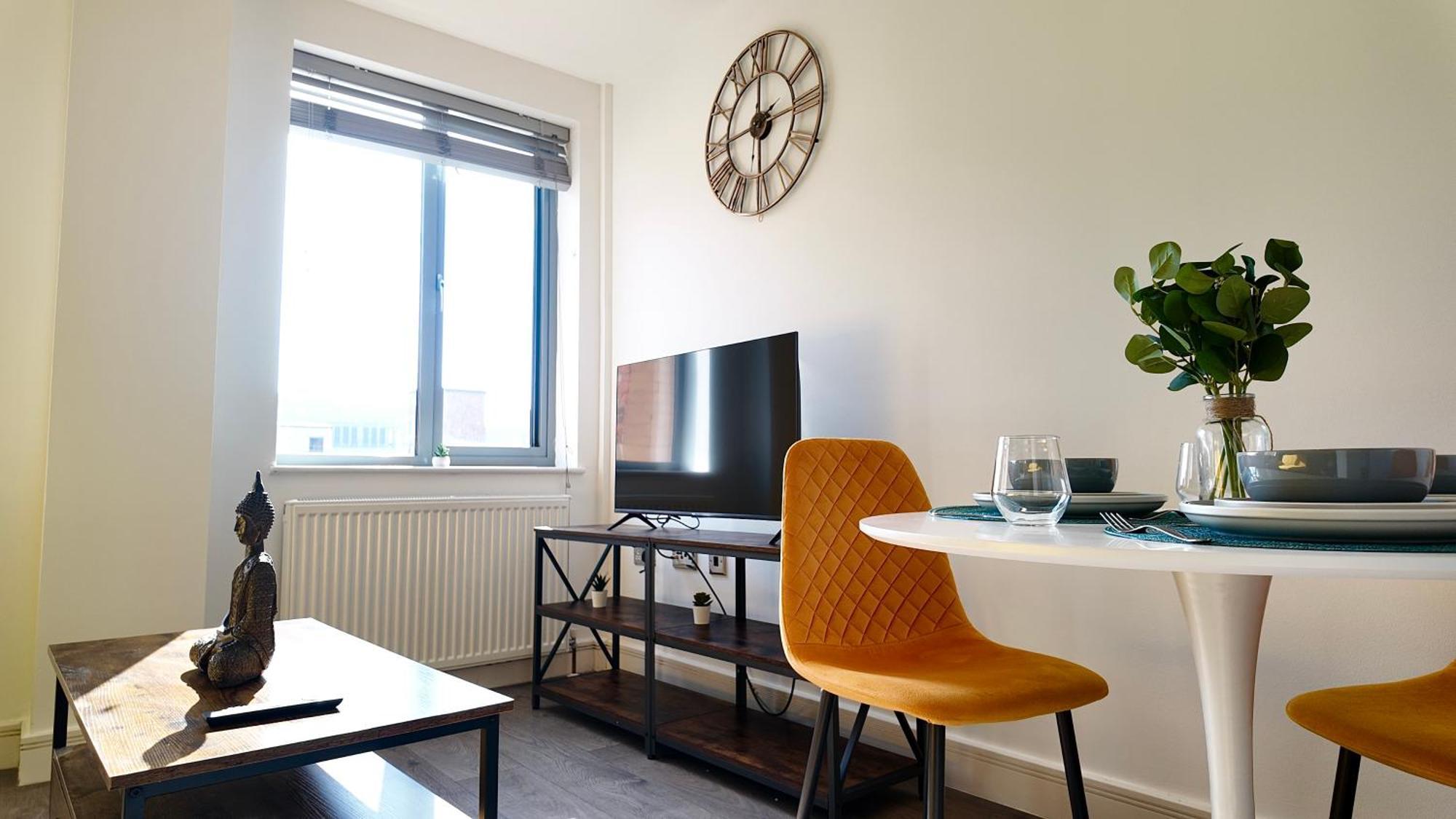 Apartment Center 1 Bed Flat *