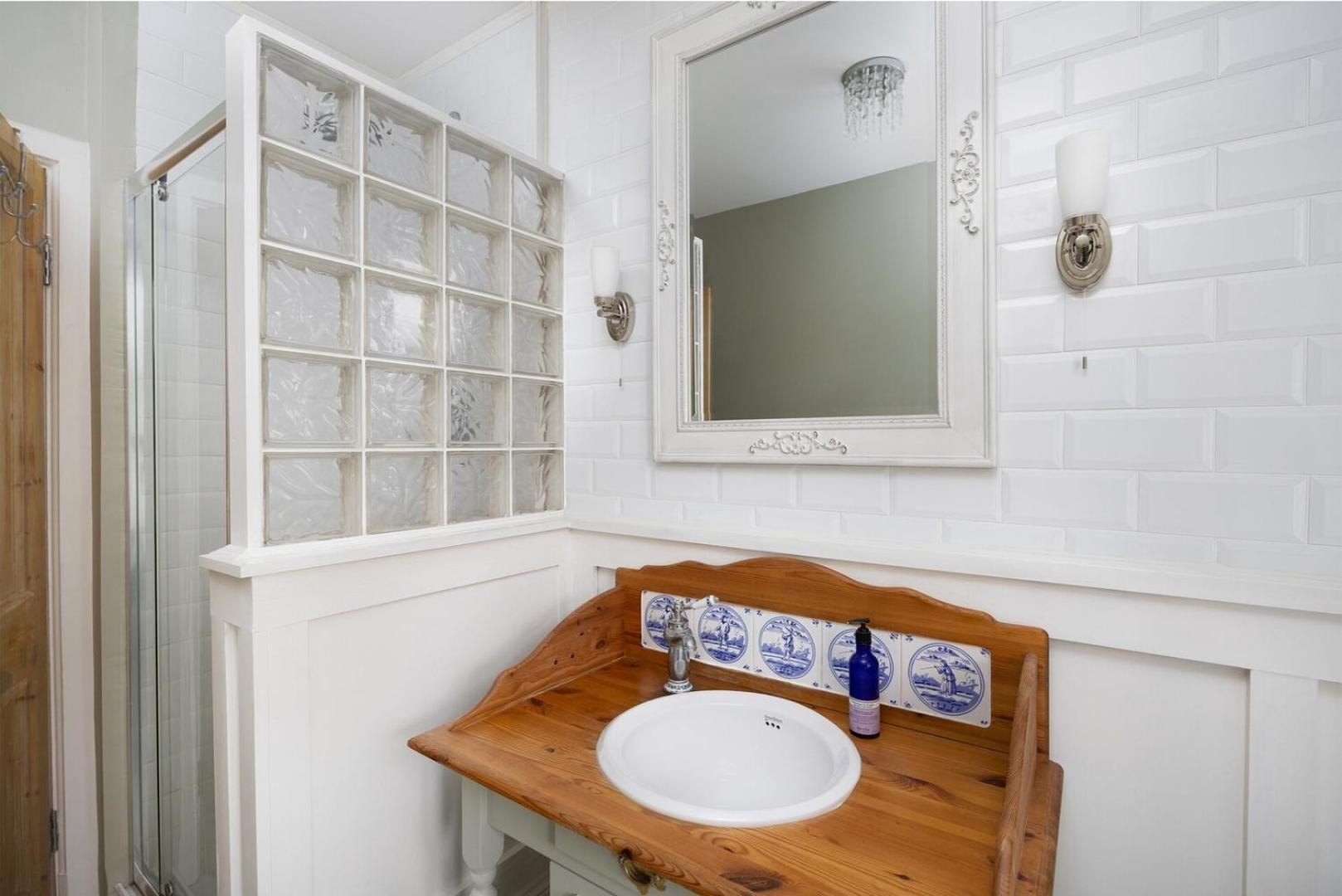 Apartment Historic 1bd In *