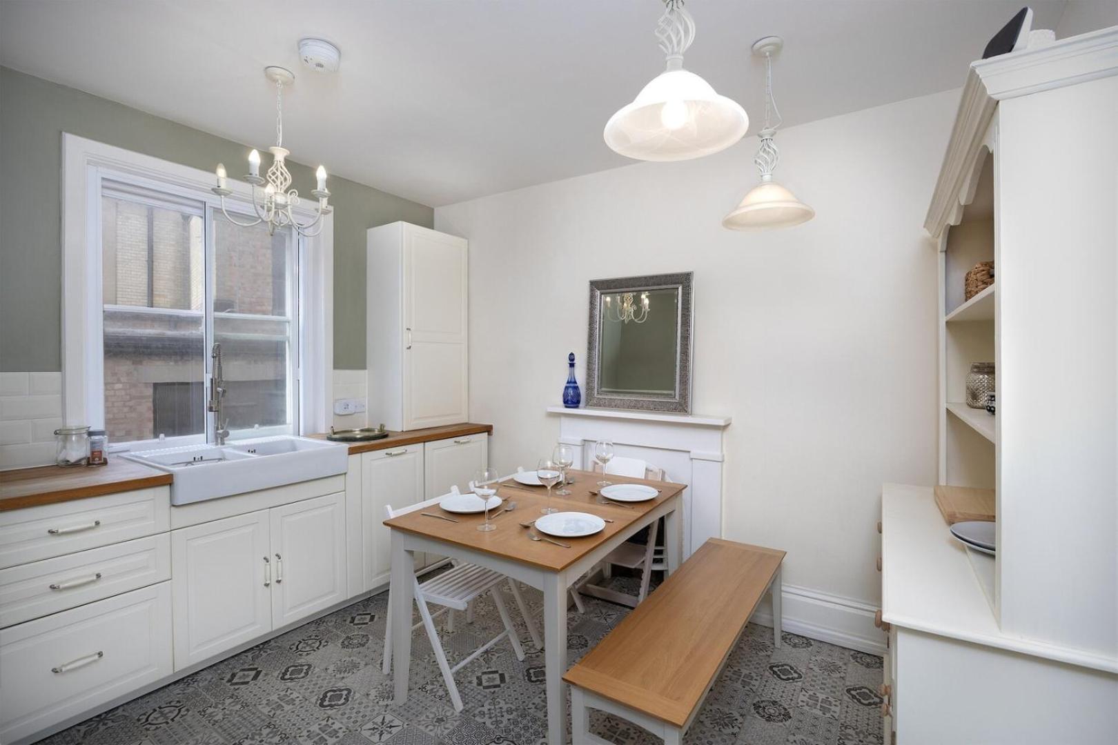 Historic 1bd In *