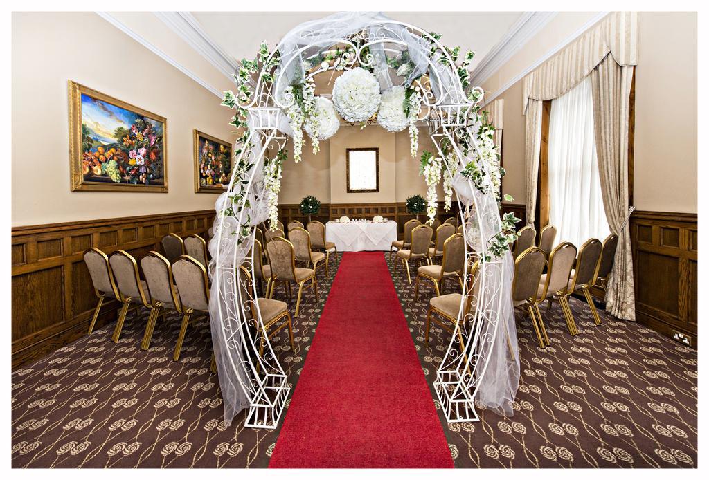 Great Northern Hotel; Sure Collection By Western