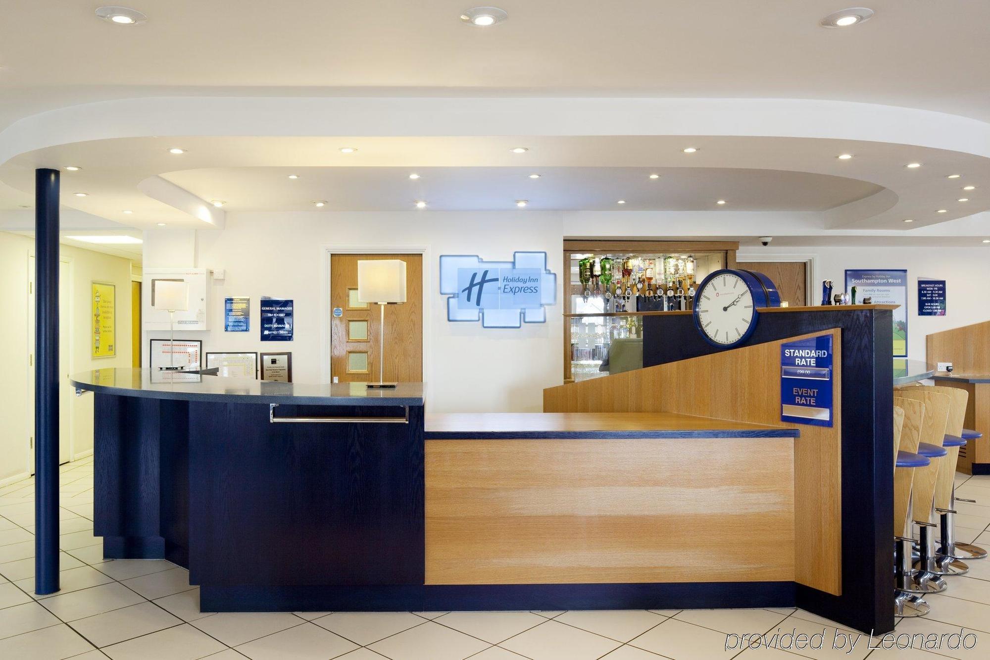 Express By Ihg 3*