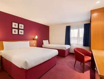 Days Hotel 3*