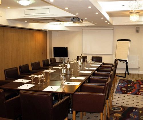 Hotel The Queensgate 3*