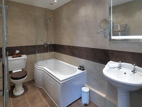 The Crown 5*