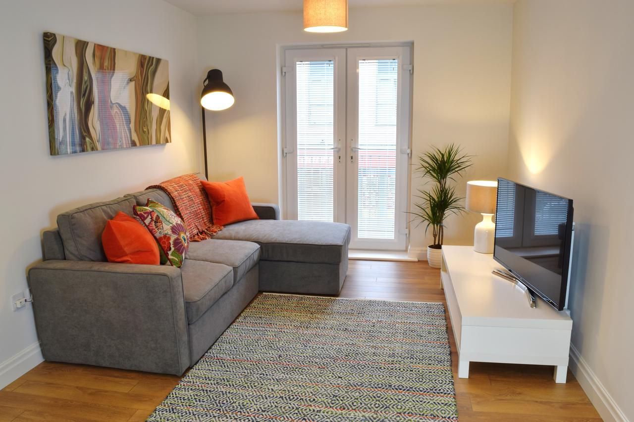 Westlake Apartment