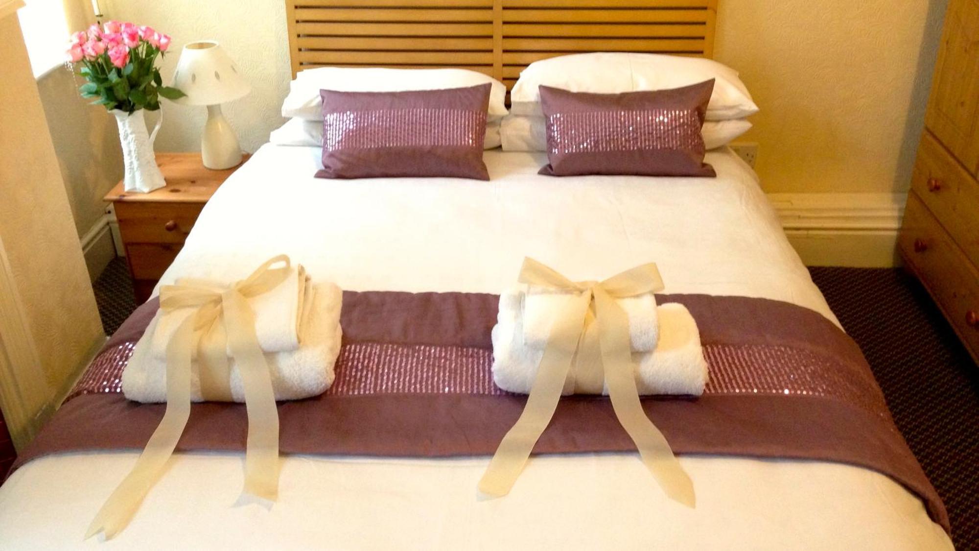 Aragon House 3* Peterborough