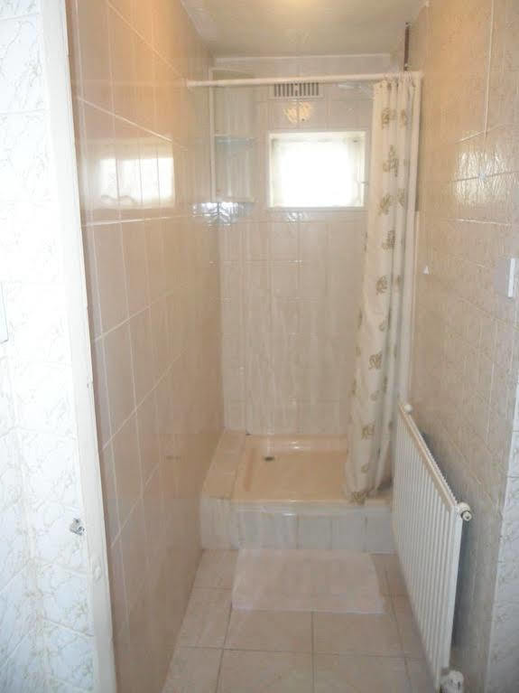 Arman House 3* Peterborough