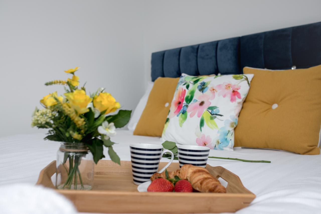 Kvm - - Contractors - Town Centre By Kvm Apartment
