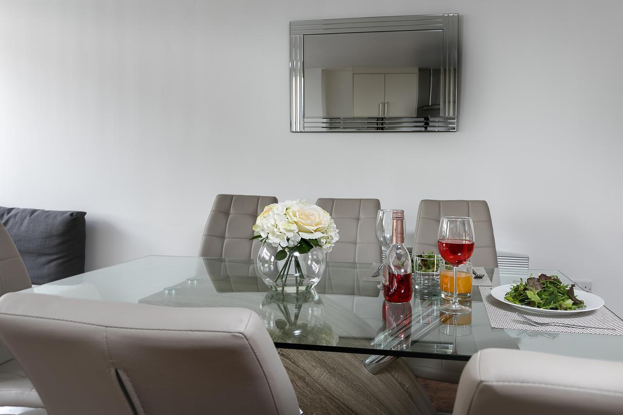 Kvm - - Contractors - Town Centre By Kvm Apartment