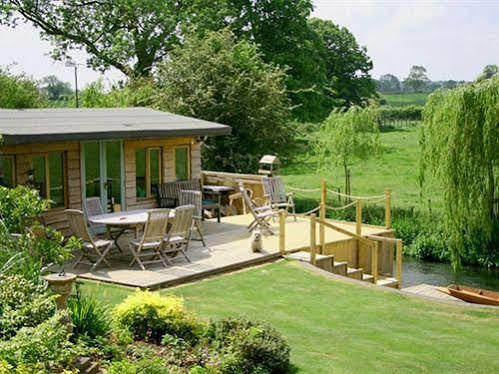 Bed & Breakfast Bridge Peterborough