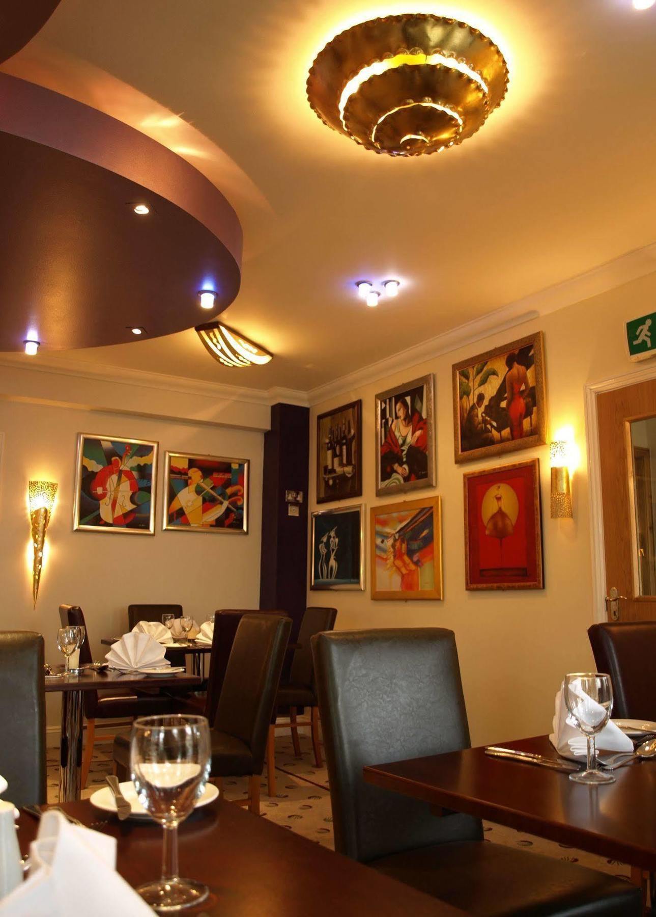 The Queensgate Hotel