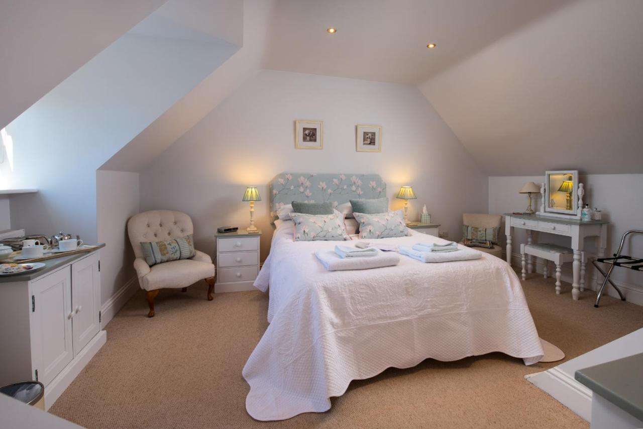 Bridge Bed & Breakfast 4*