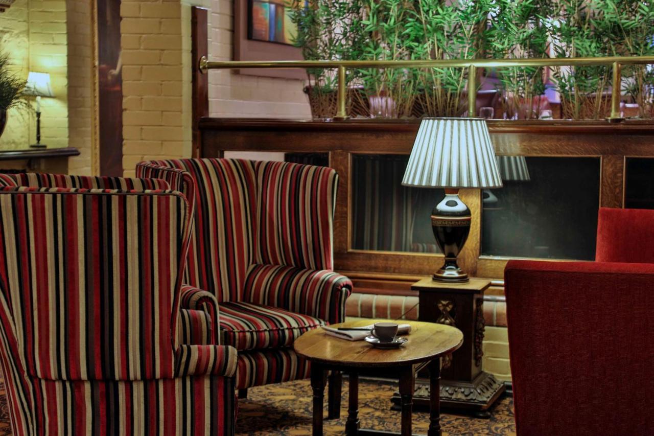 Hotel The Bull Hotel; Sure Collection By Western