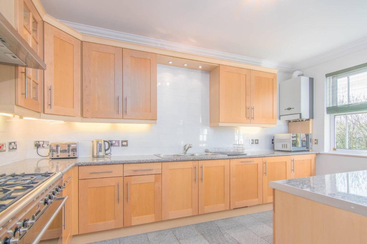 Jubilee Mansions 5* Retreat Apartment