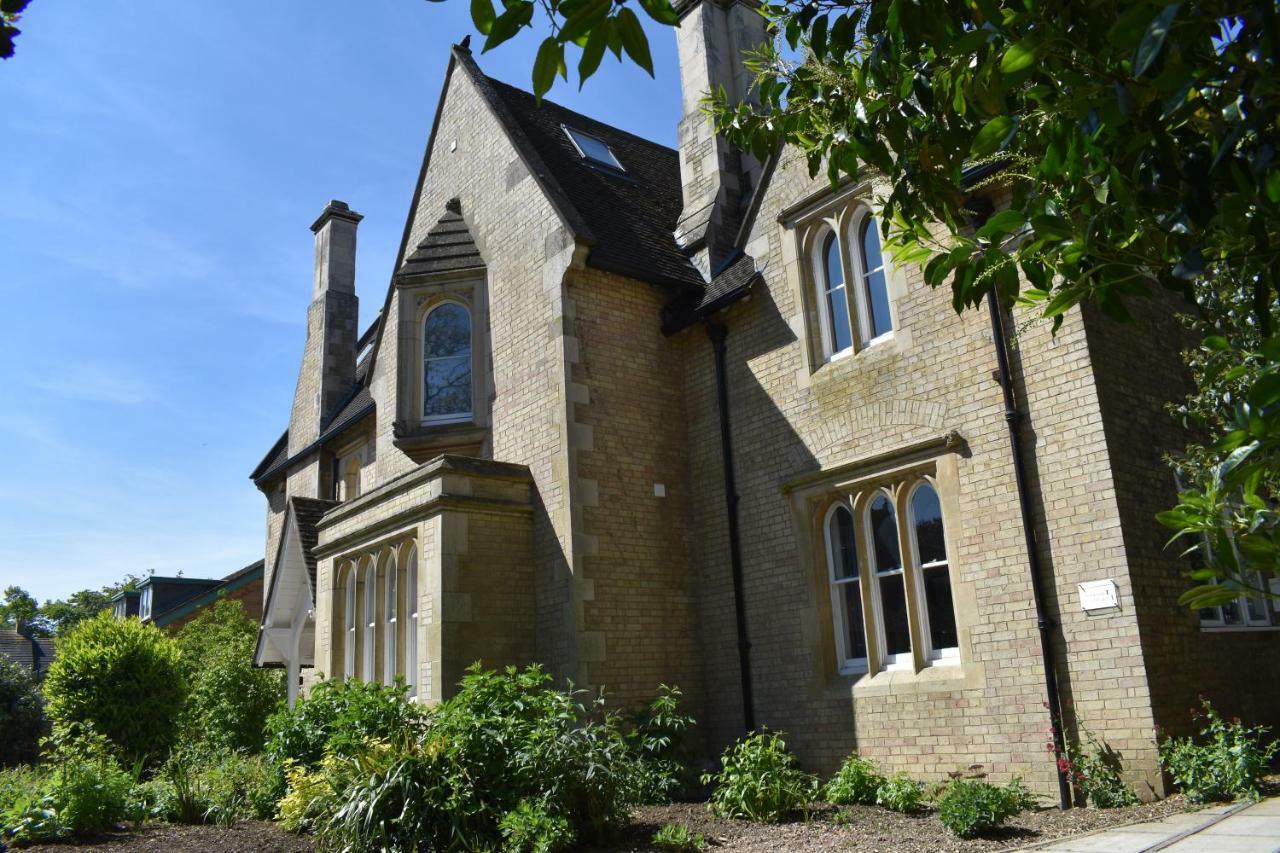 City Centre Vicarage *