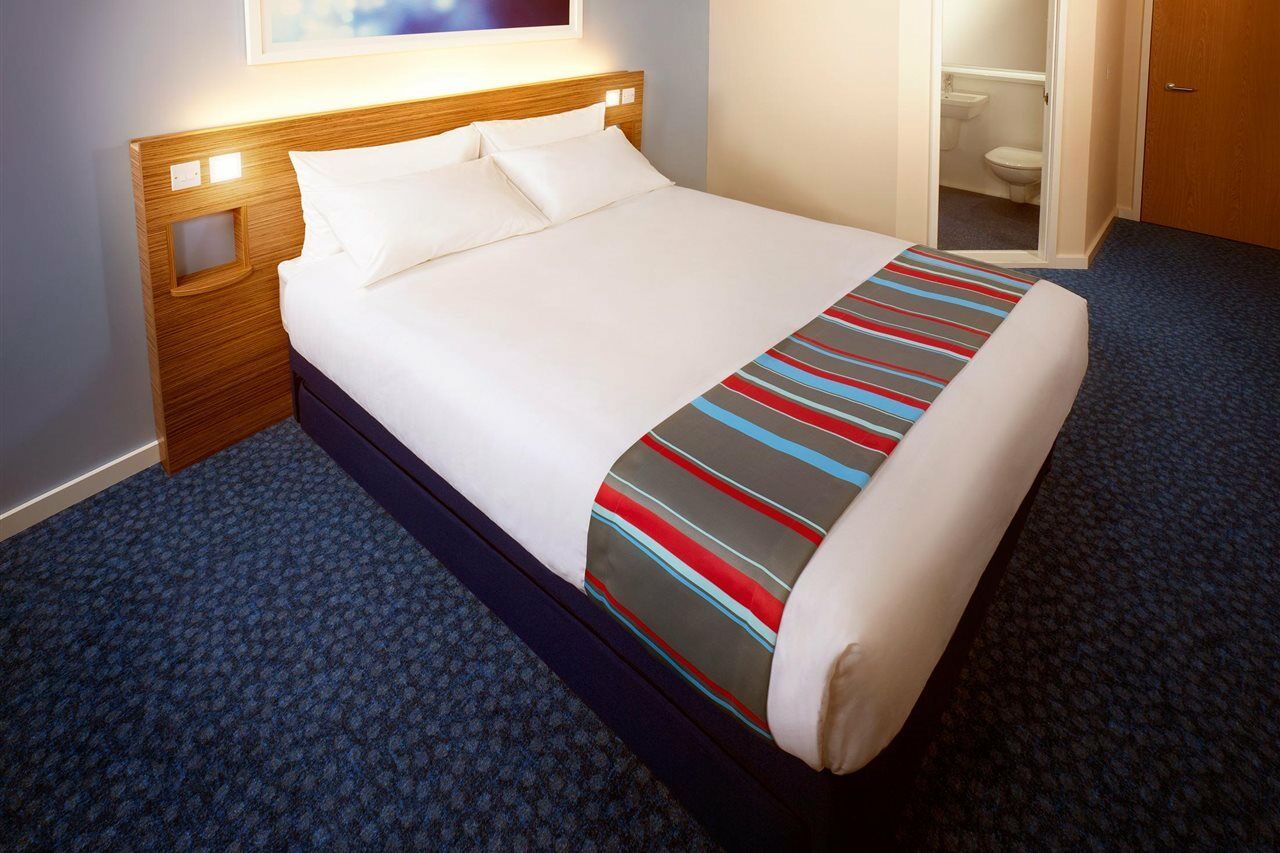 Travelodge Alwalton Hotel
