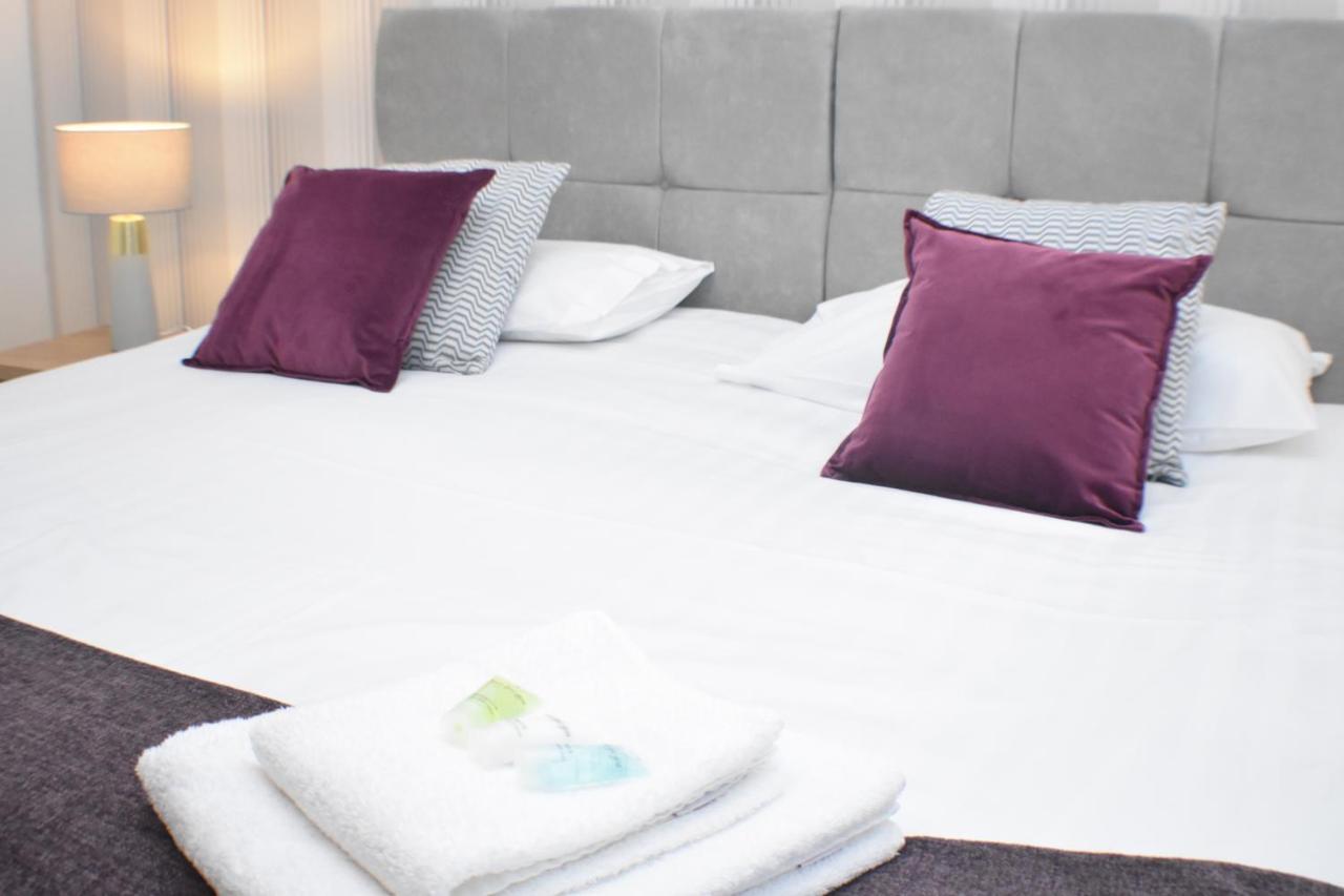Holiday home Four Chimneys House Peterborough
