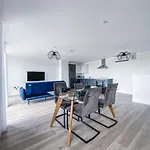 Bayard Plaza Penthouse Apartments By Elegance Living