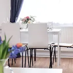 6Bed Perfect Stay! Contractors Welcome!