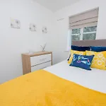 Kvm Swan House By Kvm Stays