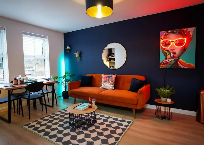 Neon Road At Park House Peterborough City Centre Apartment