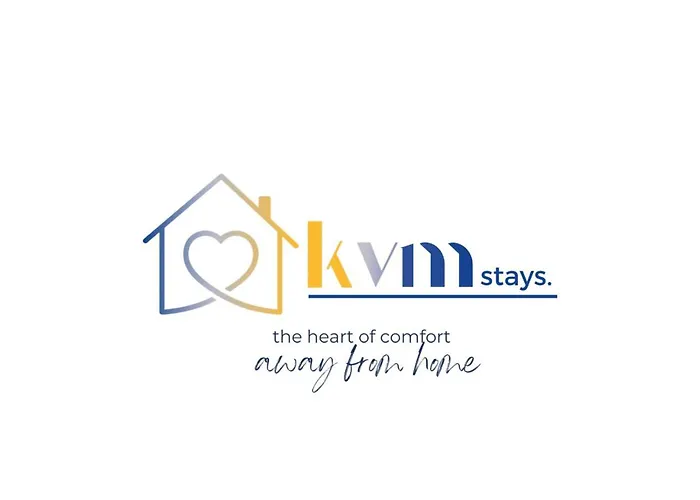 Kvm - Highclere House For Large Groups With Parking By Kvm Stays