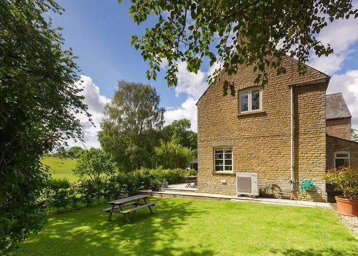 Rest & Be Thankful At Sulehay Cottages