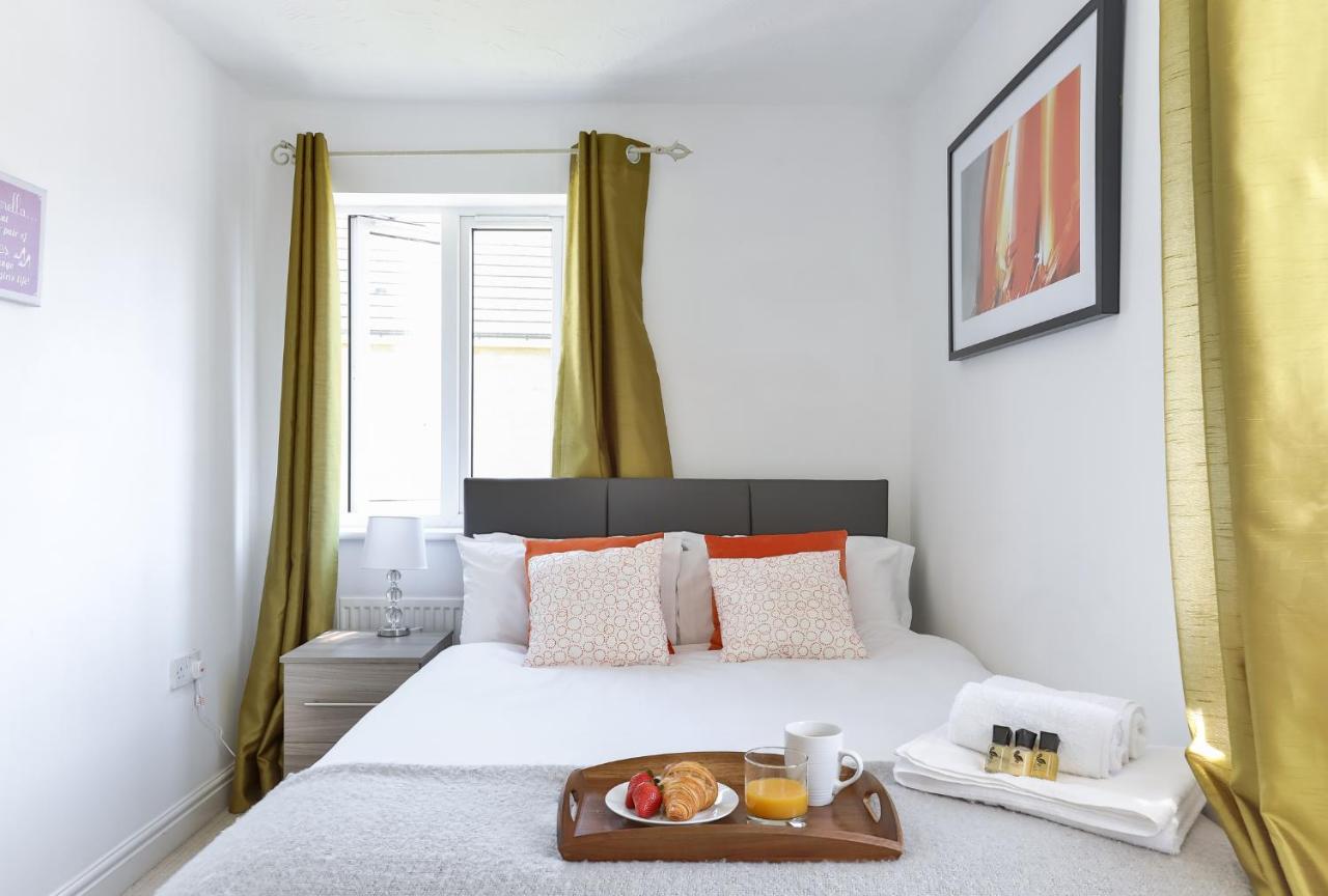 Apartment Kvm - Highclere House For Large Groups With Parking By Kvm