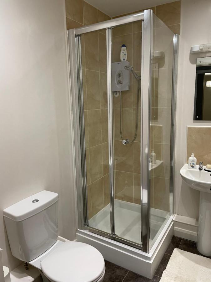 Luxurious Two-bedroom In The Centre Of * Peterborough
