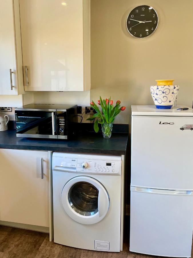 Luxurious Two-bedroom In The Centre Of Apartment *