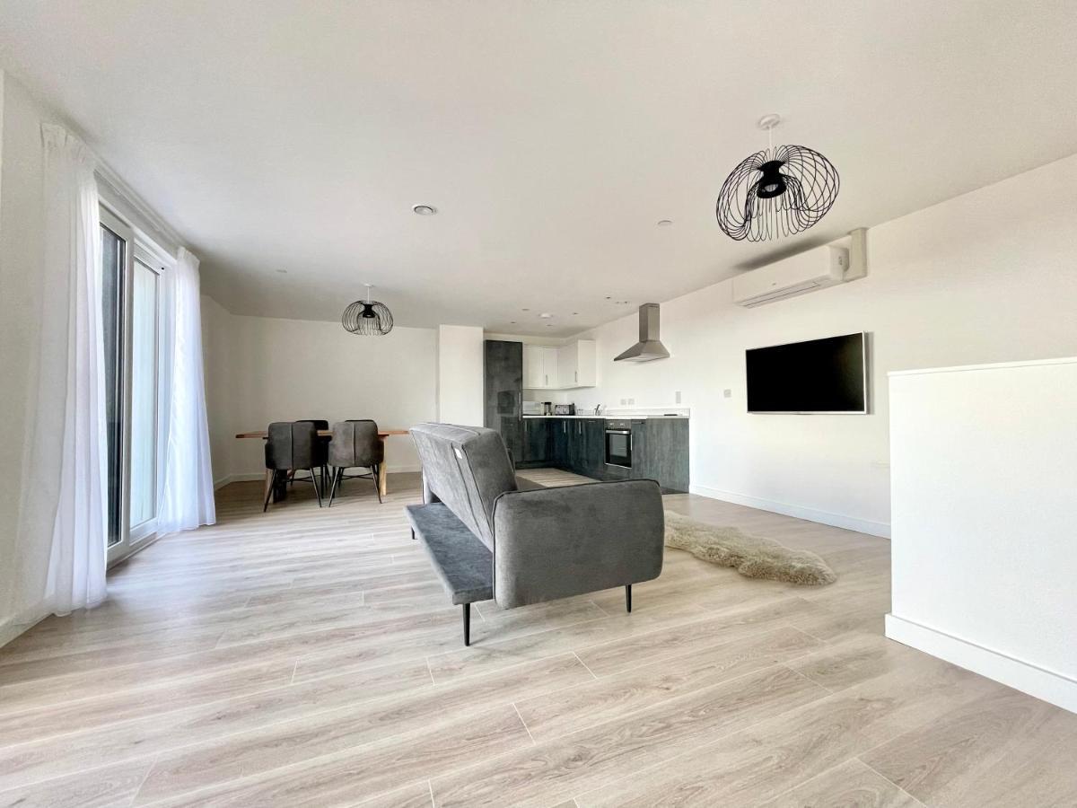 Apartment Bayard Plaza Penthouse By Elegance Living
