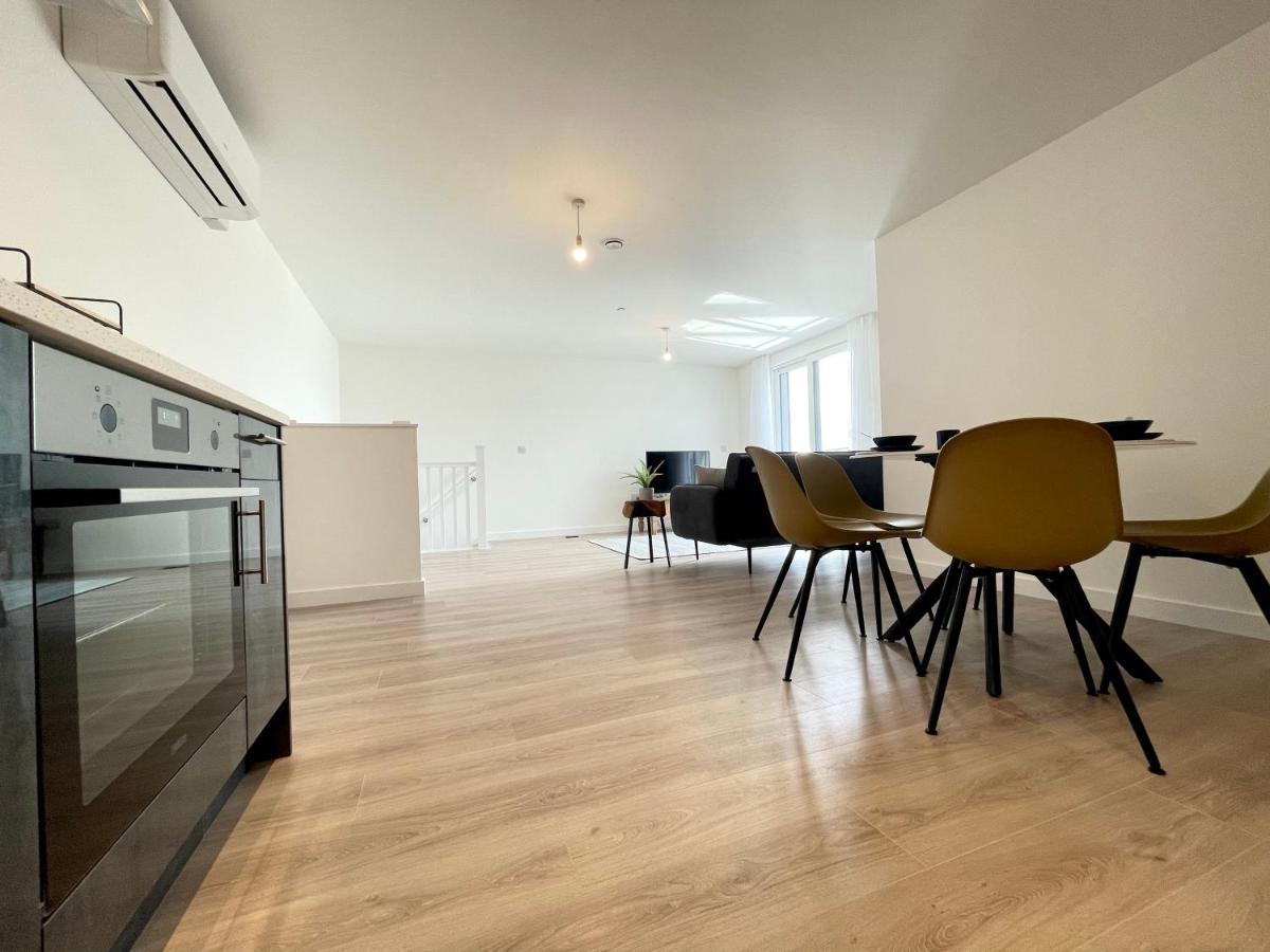 Bayard Plaza Penthouse By Elegance Living