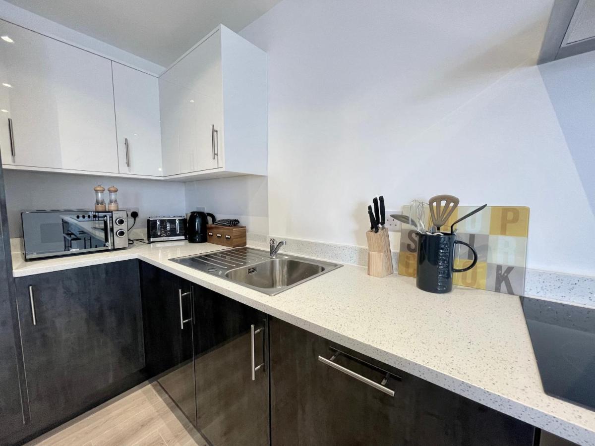 Bayard Plaza Penthouse By Elegance Living * Peterborough