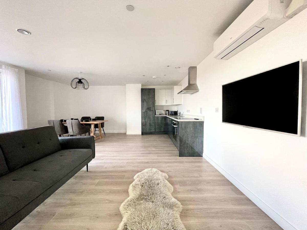 Apartment Bayard Plaza Penthouse By Elegance Living Peterborough