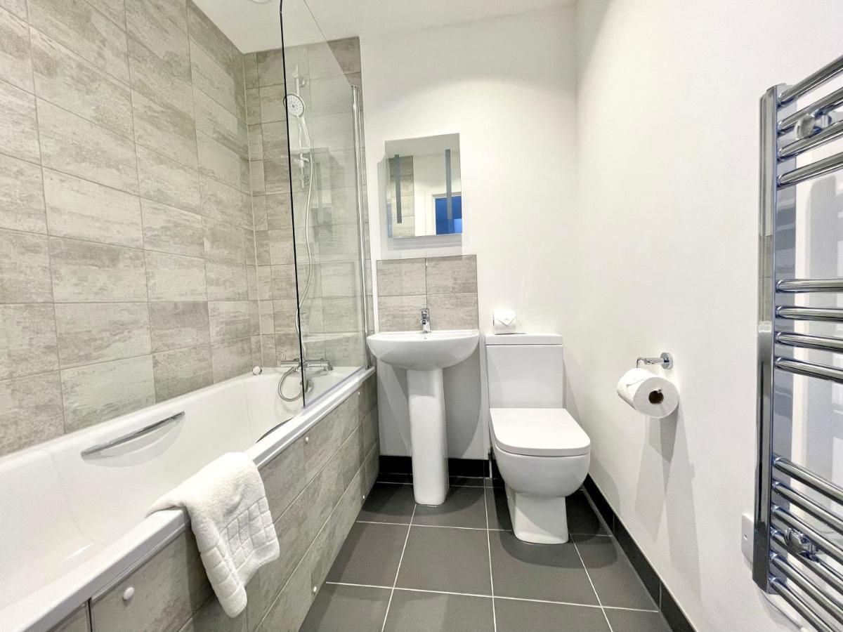 Bayard Plaza Penthouse By Elegance Living Apartment Peterborough