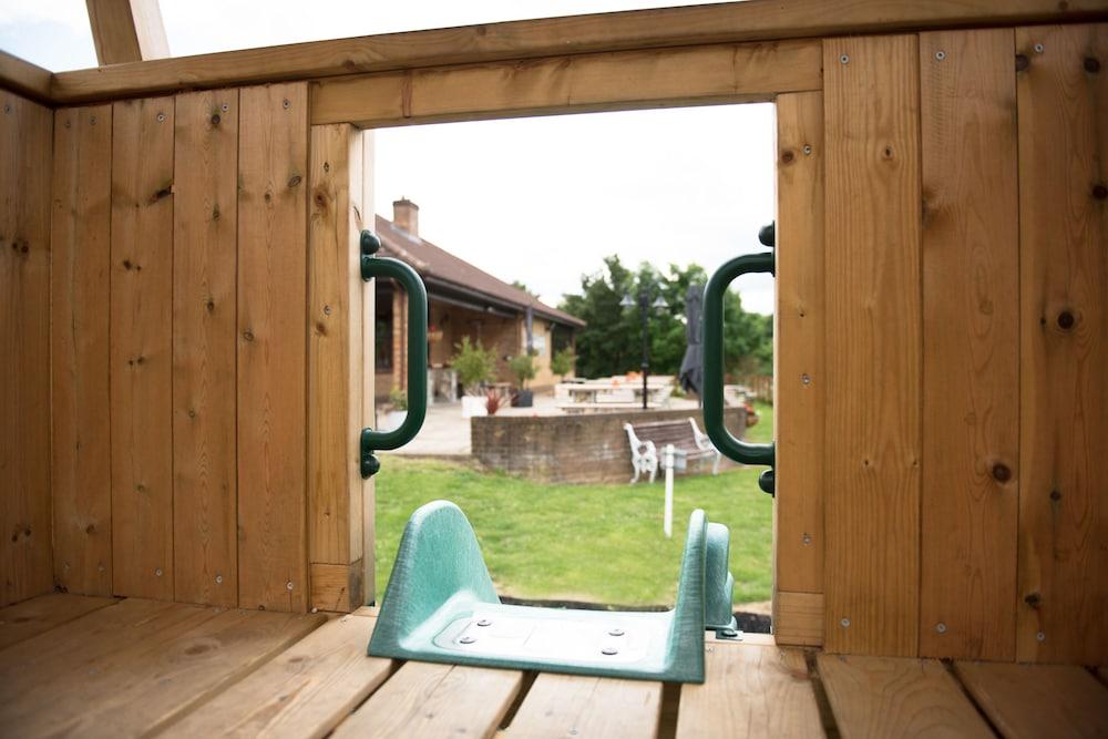 Dragonfly Hotel 3*