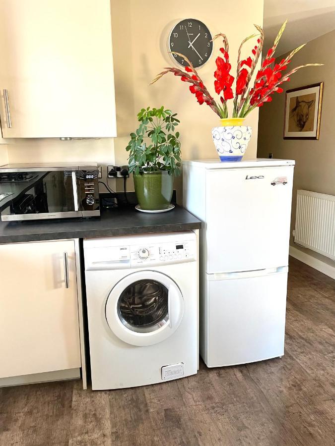 Luxurious Two-bedroom In The Centre Of * Peterborough