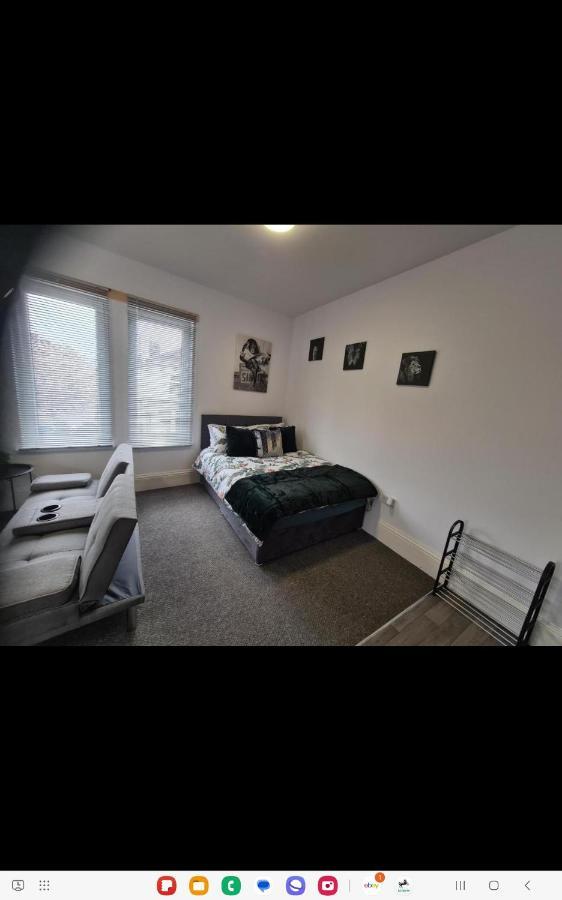 Centre Studio Apartment