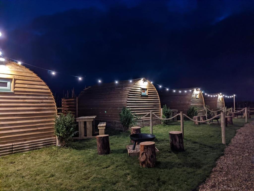Wind In The Willows Luxury Glamping * Peterborough