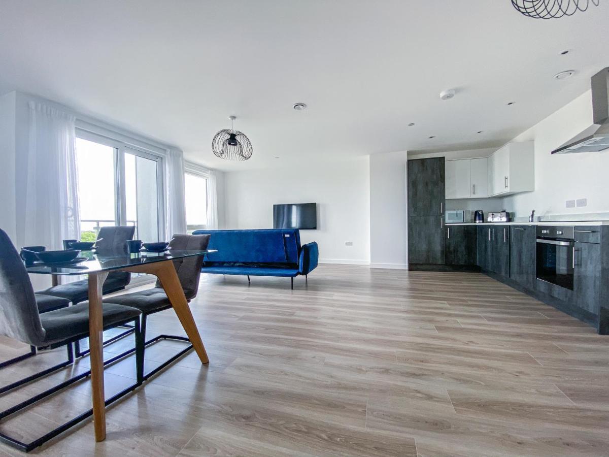 Bayard Plaza Penthouse By Elegance Living