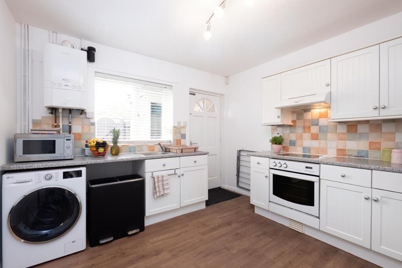Apartment 6bed Perfect Stay! Contractors Welcome! *