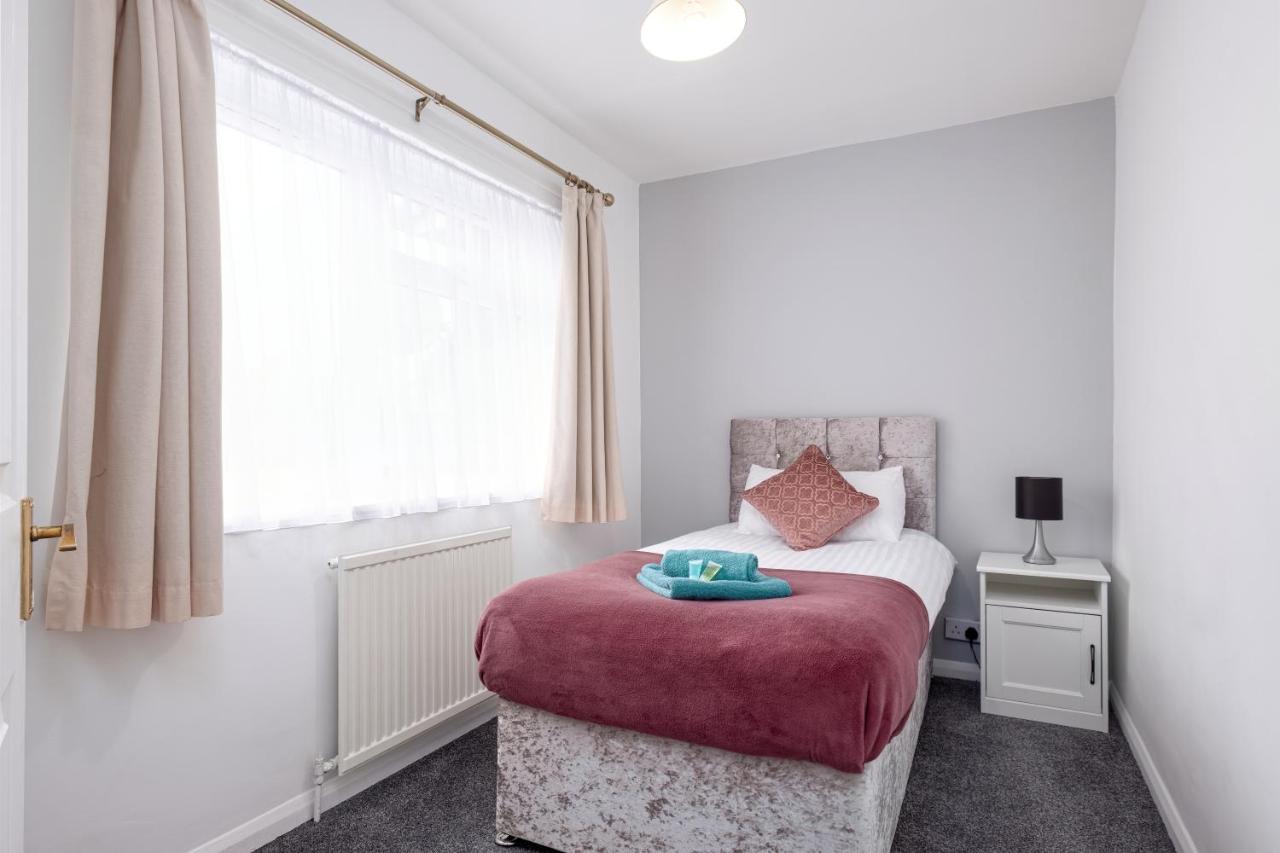 6bed Perfect Stay! Contractors Welcome! * Peterborough