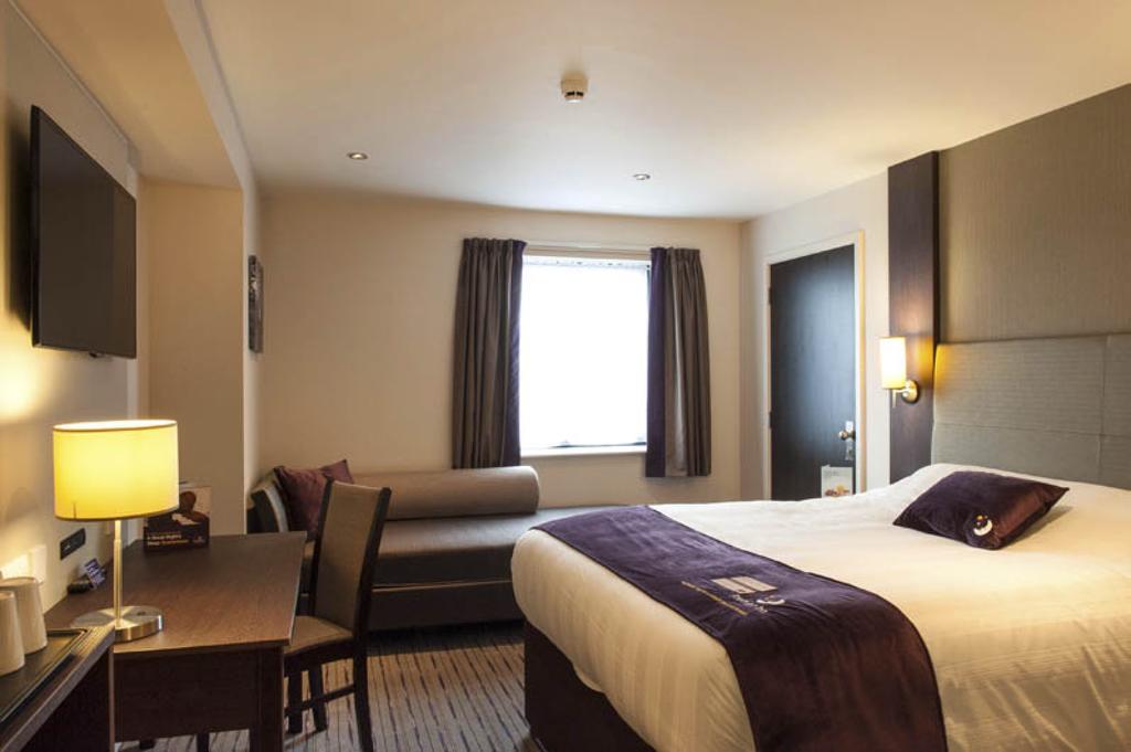 Premier Hotel 3*