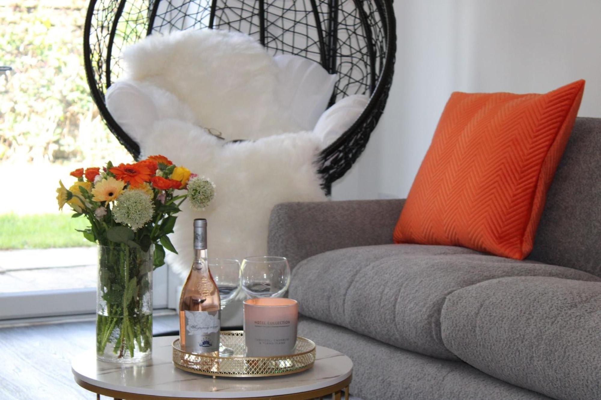 Plush Holiday home *